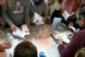 Robert Șerban şi fiul său, Tudor, lansare de carte inedită la Caransebeş [FOTO]