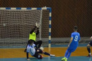 Victorie care desprinde liderul