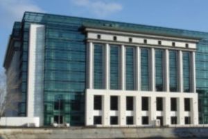 Biblioteca Naţională caută portari! Salariul uriaş pe care-l oferă pentru acest post