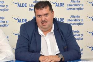 Julien la şefie: Consilierul judeţean Mateaş a fost pus director adjunct la Agenţia de Dezvoltare Durabilă