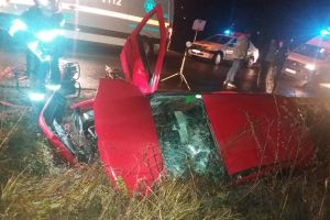 Trei persoane încarcerate în urma unui accident rutier