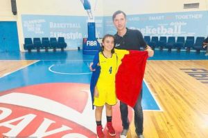FOTO: Albaiulienii Valentin Urian – antrenor principal şi “speranţa” Maria Pop, la lotul României de baschet feminin Under 14!