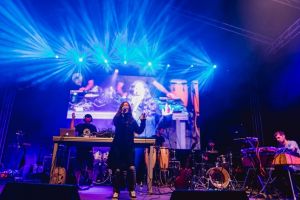 Fanii drum&bass sunt aşteptaţi la un show pus în scenă de Brigada Artistică Urbană (B.A.U)