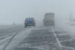 Iarna revine în forţă! Se anunţă ninsori, viscol şi ger