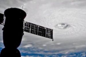 URAGANUL Maria a LOVIT cu VITEZA de 260 km/h