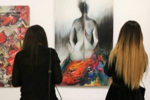 FOTOGALERIE. 56 de artişti plastici expun în cadrul Salonului de iarnă, la Galeria Art Nouveau