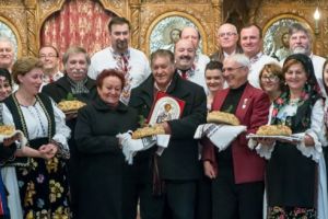 FOTO, VIDEO: Oaspeţi de suflet la sărbătoarea colindelor de la Bistra Mureşului