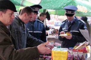 Poliţia judeţeană a aprins… focul de artificii