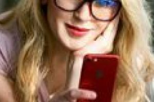 O nouă formă de infidelitate bulversează cuplurile. Cum înşală 82% dintre cei care ”calcă strâmb”