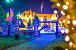 Târgul de Crăciun de la Sebeş: Patinoar artificial cu acces gratuit, căsuţe cu dulciuri, animatori îmbrăcaţi în personaje de poveste, în Parcul Tineretului. PROGRAMUL actualizat de Crăciun