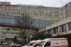 Cadourile în spital încep de la liftieră. Șpaga de unde ?