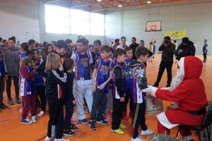 170 de copii din centrele de plasament vor fi făcuţi fericiţi prin campania „Și moşul ...