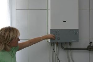 Lovitură imensă pentru cei cu centrale termice în apartament! Totul se decide astăzi