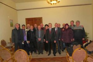 FOTO/Pensionarii din Cugir şi-au ales noua conducere pentru un mandat de doi ani. Nicolae Conţan a fost ales în funcţia de preşedinte