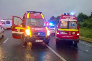 Bărbat lovit în plin de o maşină la Cristian – Este în comă