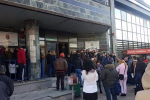 Cea mai cunoscută FLORĂREASĂ din Piteşti, sub CONTROL JUDICIAR