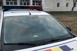 Protest al muncitorilor la căminul din Bumbeşti Piţic