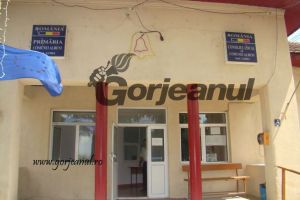 Primăria Albeni a primit 170.000 de lei de la CJ Gorj  pentru plata datoriilor! Salariile funcţionarilor, aduse la zi
