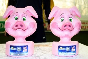Jocuri pe bandă în Cupa Porcului