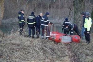 PANICĂ la Iaşi. Un CADAVRU a fost văzut plutind pe râul Prut. Autorităţile încearcă să afle ce s-a întâmplat
