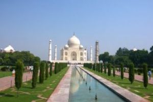 Pretul biletului de intrare la Taj Mahal, majorat de cinci ori pentru vizitatorii indieni