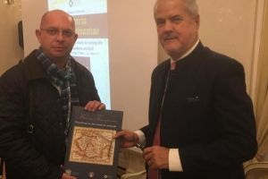 Ploiesteanul Andrei Turcanu, directorul ANL, alaturi la Adrian Nastase. Vezi cu ce ocazie s-au intalnit