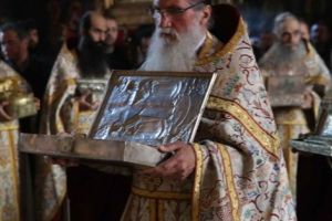 ÎPS CALINIC sfinţeşte azi BISERICA SURDOMUŢILOR