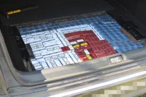 Baimarean cu preocupari in domeniul contrabandei cu tutun, depistat in trafic de politisti