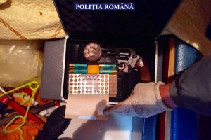 Un adevărat ARSENAL a fost DESCOPERIT în CASA unui ARĂDEAN