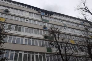 UPDATE. Incendiu violent intr-un bloc de pe bulevardul Ion Mihalache din Bucuresti. O persoana a decedat (galerie foto)   
