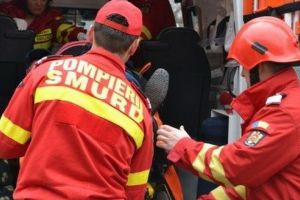 Femeie accidentată grav pe trecerea de pietoni