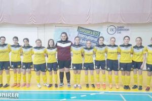 FOTO: echipa feminină de fotbal Student Sport Alba Iulia, locul cinci la Timişoara