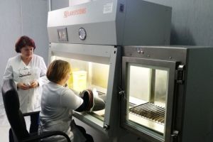 Medicamente pentru cancer, preparate în farmacia spitalului judeţean Sibiu