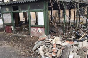 Cerere de demolare a unor cladiri din curtea Spitalului municipal (zona Policlinica 2), depusa de Claudiu Iorga Palaz (galerie foto) 