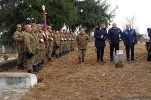 FOTO: Eroii căzuţi în „Bătălia Crăciunului” comemoraţi de structurile MAI