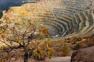 Roşia Montană Gold Corporation îşi vinde echipamentele de exploatare minieră achiziţionate pentru demararea proiectului din Apuseni