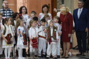 Dăncilă: Obiceiurile şi tradiţiile, cântecele şi portul naţional reprezintă diversitatea din cadrul marii unităţi a Uniunii Europene