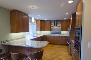 Preţul energiei electrice va creşte în viitor! Ce poţi face pentru a nu plăti mai mult?