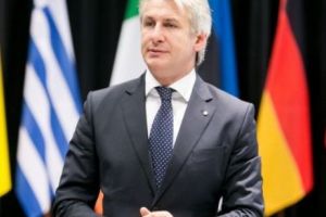 TRECUTUL lui Teodorovici ASCUNDE UN MARE DEFECT. Tăriceanu l-a criticat public pe Ministrul Finanţelor. News alert în politică