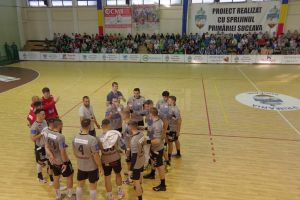 Universitatea a pierdut în deplasarea de pe terenul liderului CSM Bucureşti