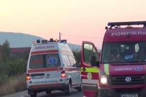 Accident grav la Gorgota. Un copil de 10 ani şi bunica lui, loviţi de o maşină pe drumul spre şcoală