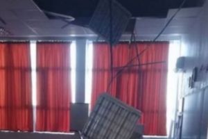 TAVANUL unui liceu din România s-a PRĂBUȘIT peste ELEVI. Declaraţii CUTREMURĂTOARE