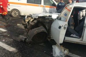 ULTIMĂ ORĂ: O femeie a fost rănită în accidentul de la Pufeşti