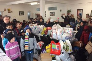 Daruri pentru copiii din comuna Cumpana de la elevii Școlii Gimnaziale nr. 33 Anghel Saligny“ (galerie foto) 