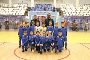 Academia Hagi 2010 incepe, la Isalnita, turneul final al Memorialului Gheorghe Ene“ 