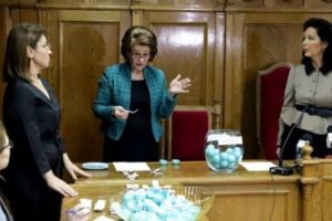 Dragnea, judecat de femei