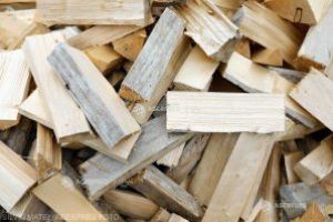 Mihăilescu (Romsilva): Am livrat populaţiei 1,5 milioane mc de lemn de foc; estimăm 1,7 milioane mc până la finele anului