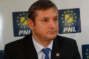 ”PNL Bacău susţine construcţia ambelor autostrăzi pentru Moldova”