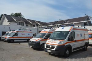 Ilegalişti la Ambulanţă: Un bihorean demască concursurile trucate de la SAJ Bihor