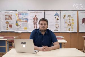 Un jurnalist a încercat să treacă examenul de Rezidenţiat cu răspunsuri de pe Internet şi a picat